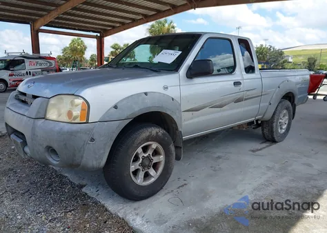 2001 Nissan Frontier Desert Runner Xe-V6 из США, поврежденный, VIN 1N6ED26T41C311399